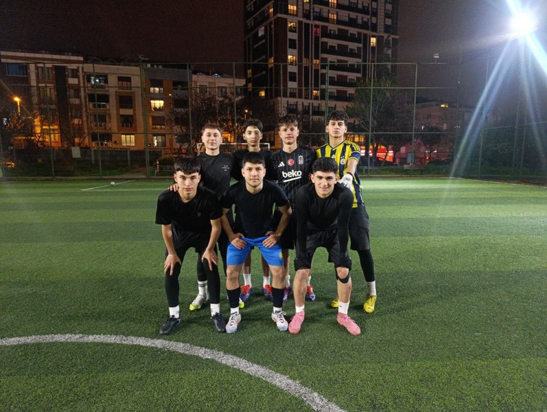 YILDIZ GEN�LER - PA�A SK 