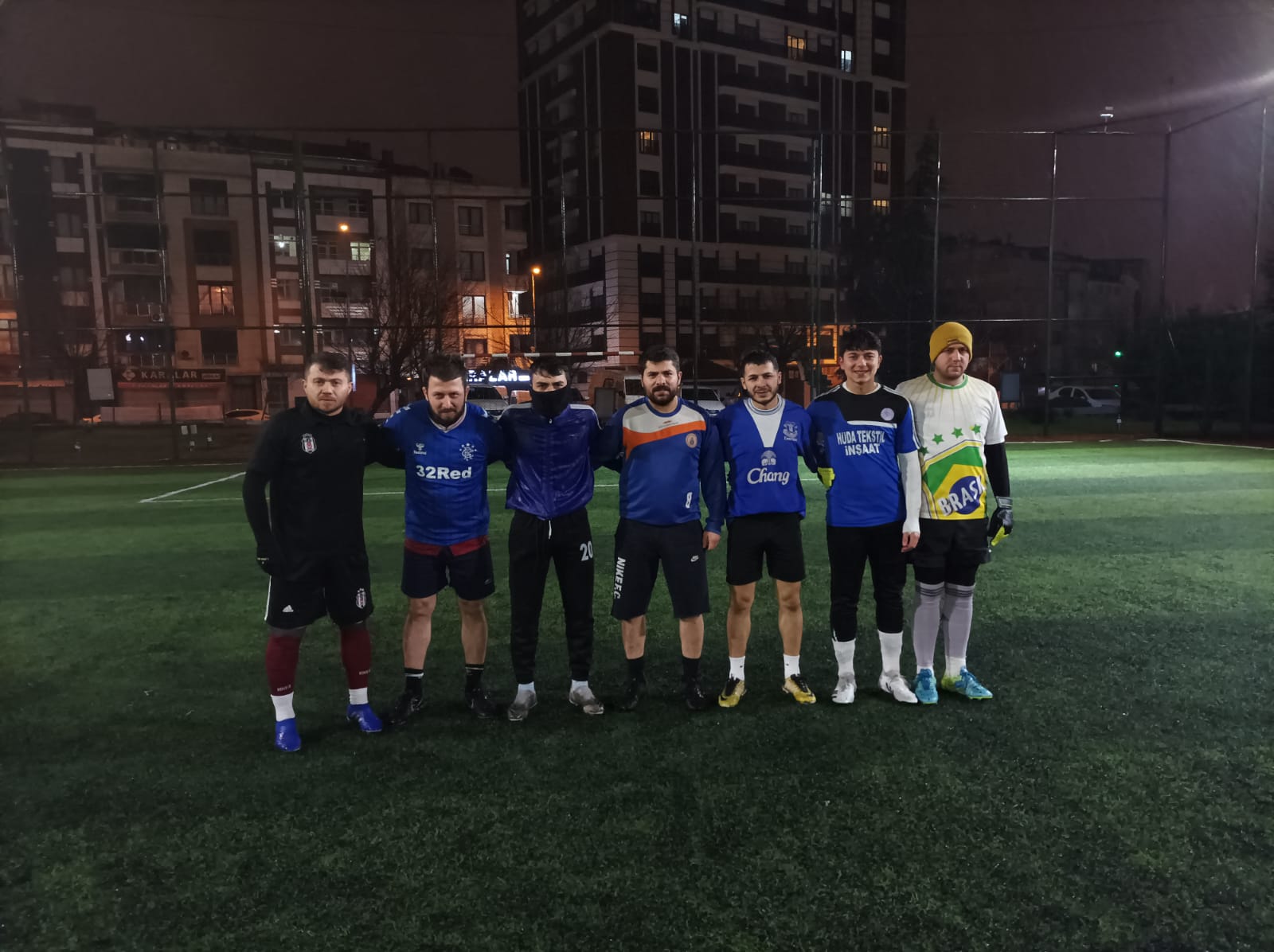 RADDSSON LONS - BARBAROS FC 