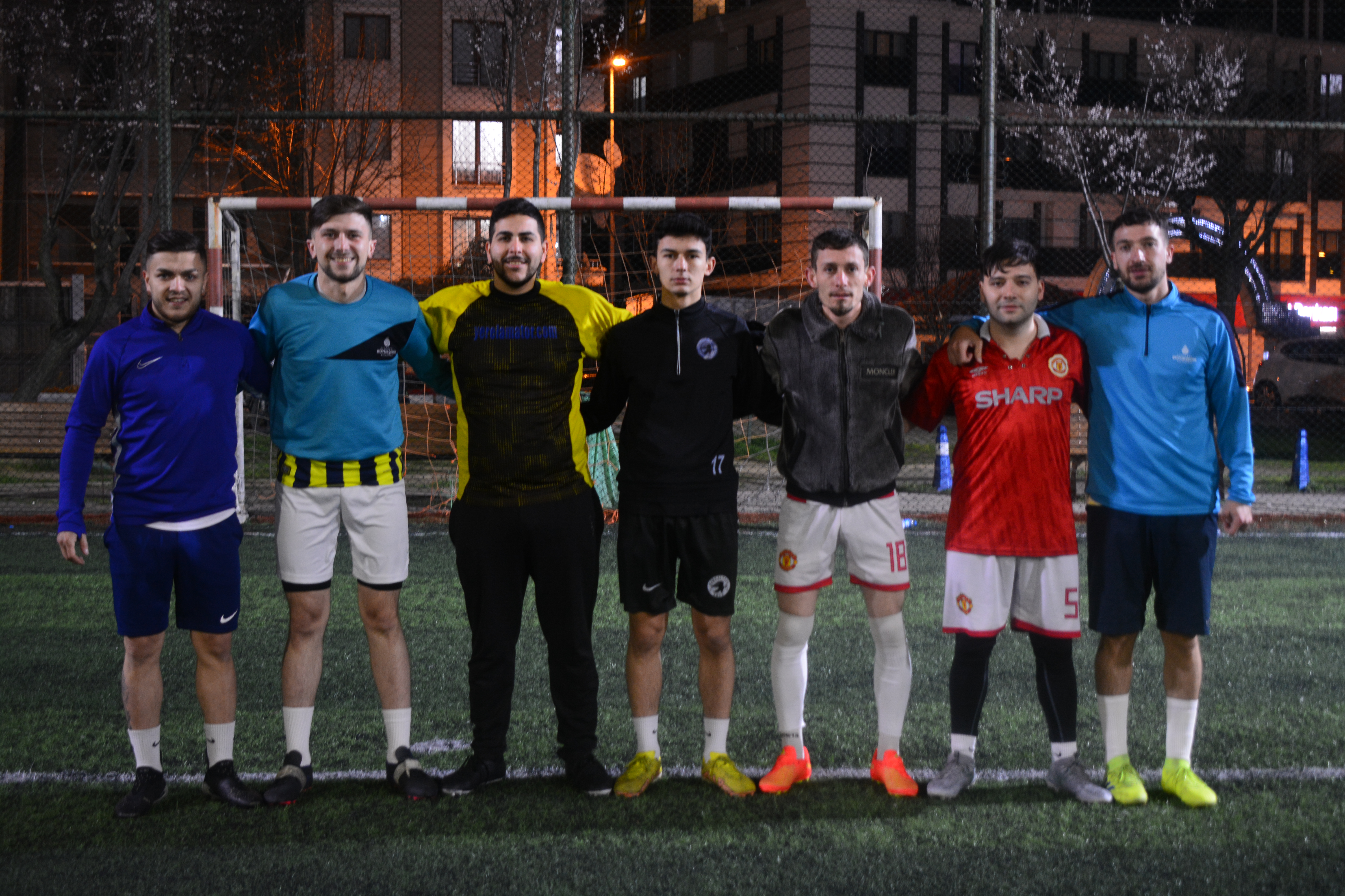 DOSTLAR UNITED - MKE PAZAR